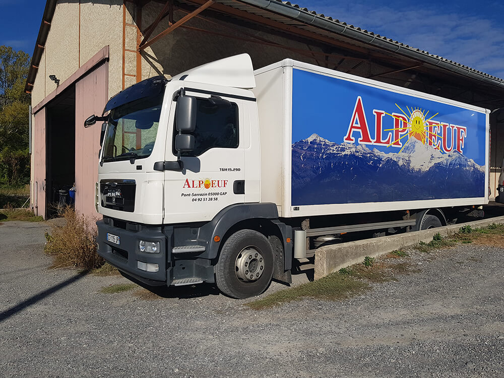 Livraison oeufs en Hautes-Alpes